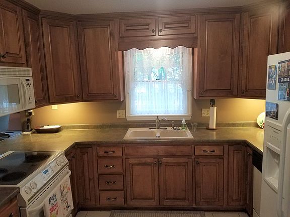 5th image of 3207 Sheral Ct