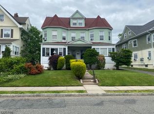 30 N Willow St APT 2, Montclair, NJ 07042