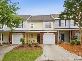 10618 Pointed Leaf Ct, Charlotte, NC 28213
