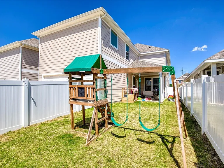 6025 Pitcher Way — Photo 16