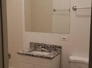 5617 S Michigan Ave #3, Chicago, IL 60637