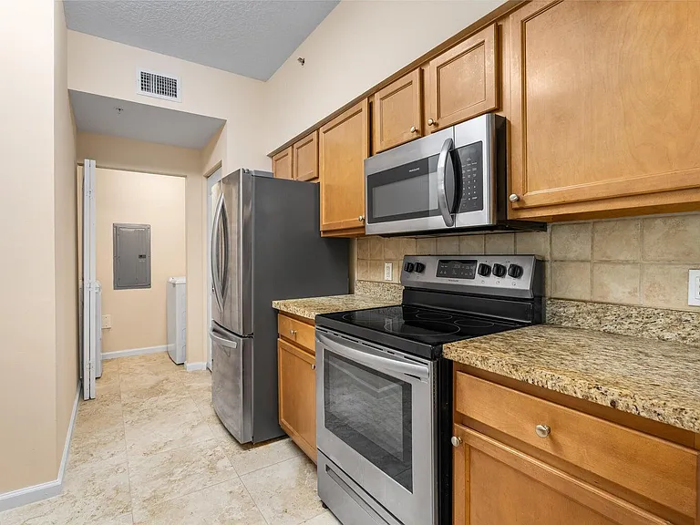 9901 Baywinds Dr #3105 — Photo 4