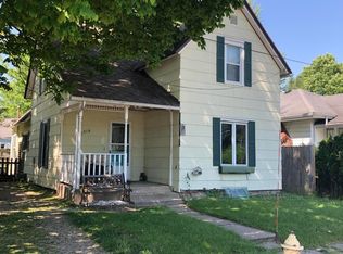 1319 Maple St, Niles, MI 49120