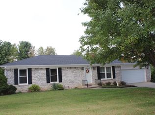 900 Countryside Dr, Richmond, KY 40475