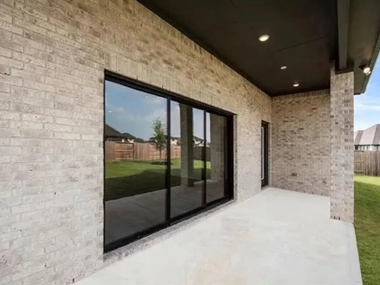 4611 Columbus Dr — Photo 15