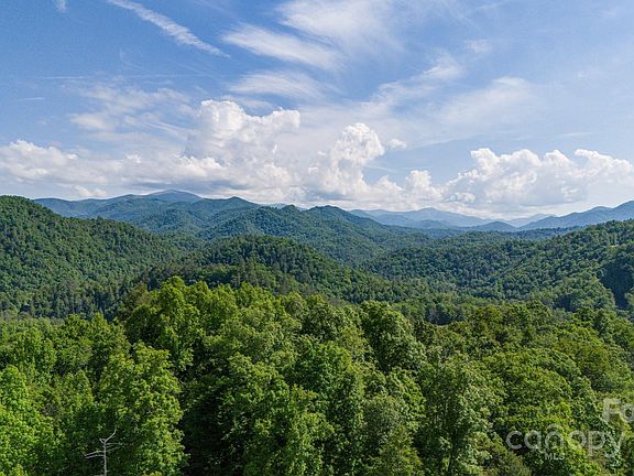 3rd image of 159 Deer Leap #27