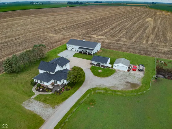 4729 W 100 N, Wolcott, IN 47995