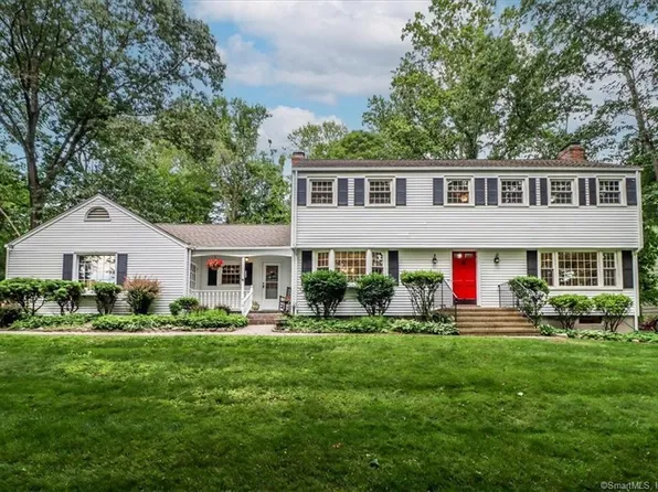101 Mariner Circle, Trumbull, CT 06611
