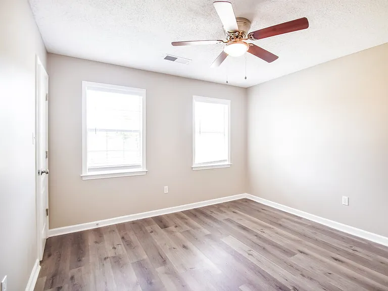 5606 Southbend Ln — Photo 13