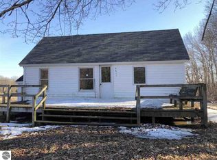 8611 W Blanchard Rd, Blanchard, MI 49310