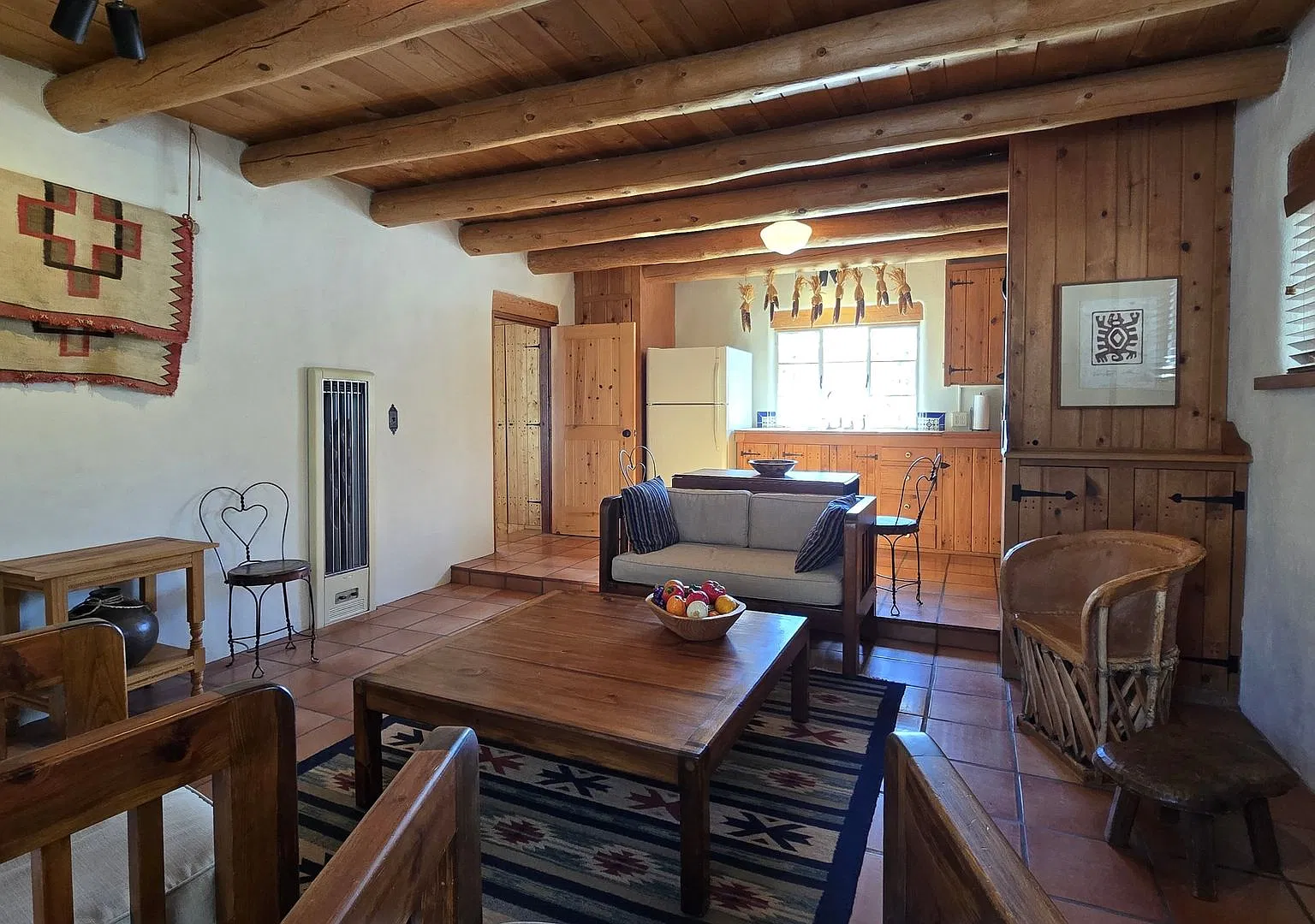 Furnished Tesuque 1BR Guesthouse, Utilities Incl. - $2,000 — Photo 4