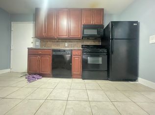 924-26 21st St #7E, Union City, NJ 07087