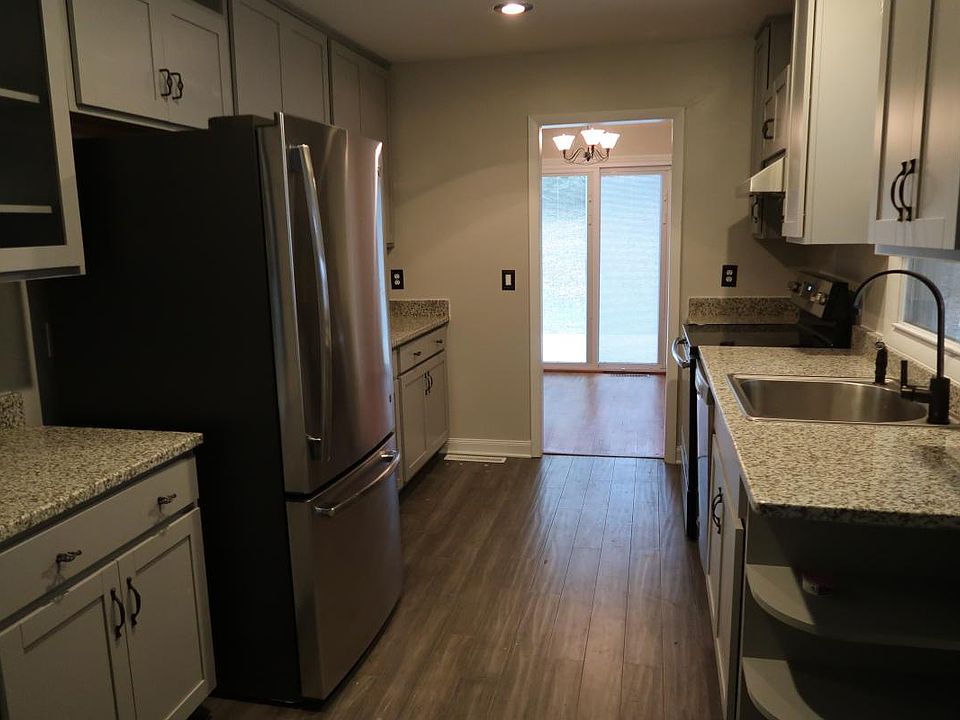 1st image of 2603 Overbrook Dr