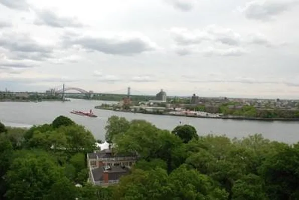 Sold by Corcoran | media 14