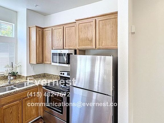 4th image of 979 Pinto Palm Ter APT 44