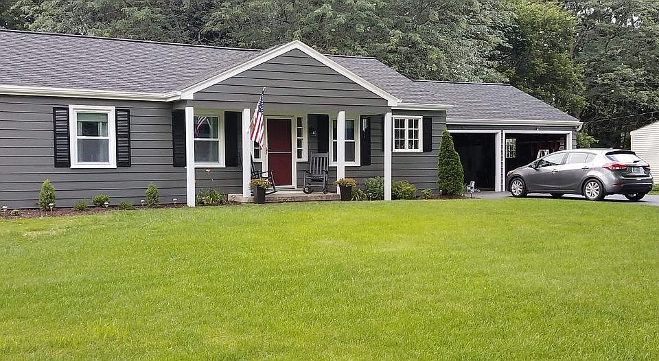 1st image of 20 Butternut Dr