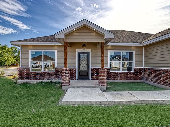 4th image of 68 /18 Sunday / Garza Ct