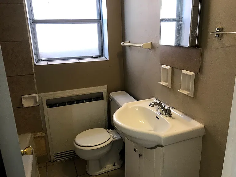 3058 Poppleton Ave #B — Photo 12