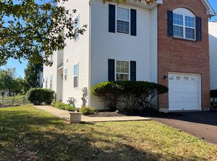 133 Hampshire Dr, Sellersville, PA 18960