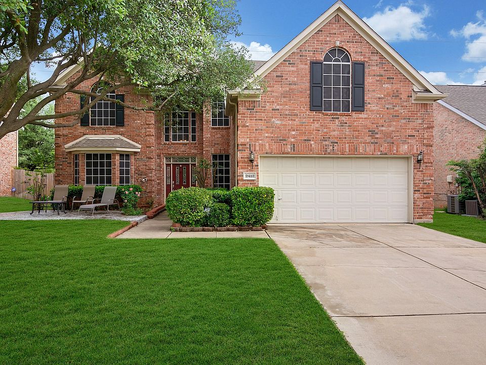 1st image of 2412 Bowie Ln