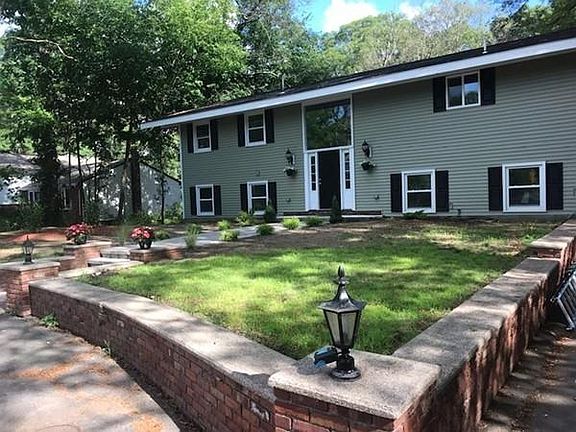 3rd image of 166 Highland Ave