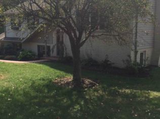 24 Troy Dr, Lititz, PA 17543