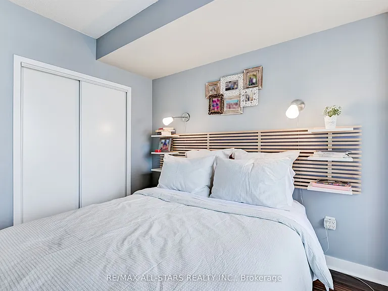 10 Navy Wharf Ct #2307 — Photo 9