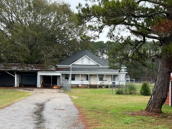 7152 Holtville Rd, Wetumpka, AL 36092