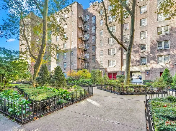 48-50 44th St #E4, Woodside, NY 11377