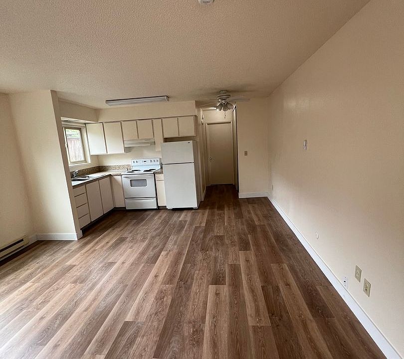 1st image of 3933 SE Francis St #167-09