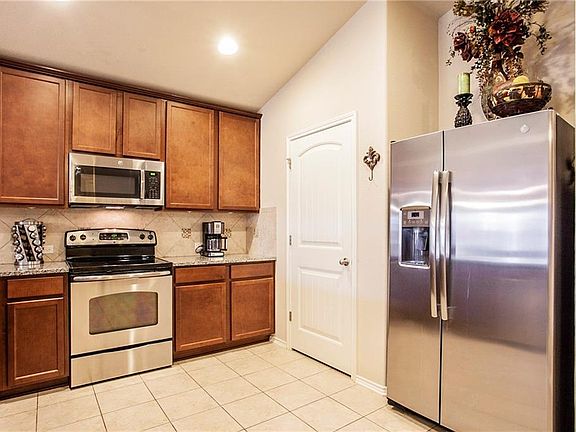 5th image of 17325 Bridgefarmer Blvd