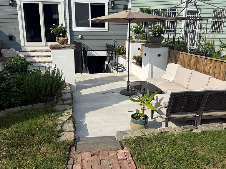 1214 Neal St NE — Photo 26