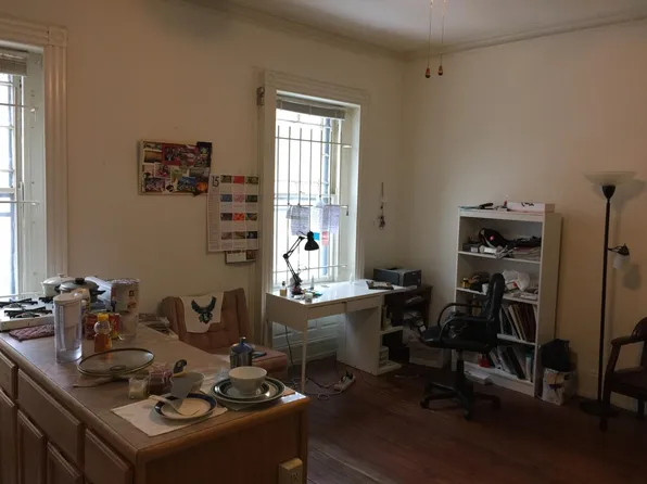 4214 Spruce St #2F, Philadelphia, PA 19104