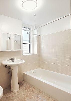 5th image of 508 W 167th St #1B