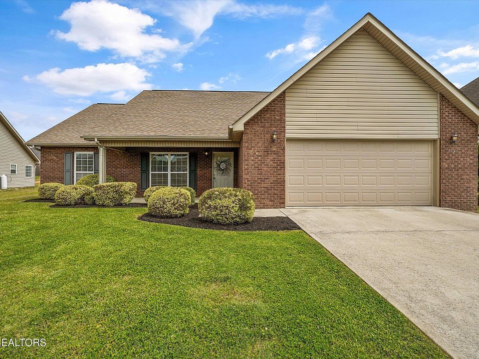 1st image of 1132 Cherbourg Dr