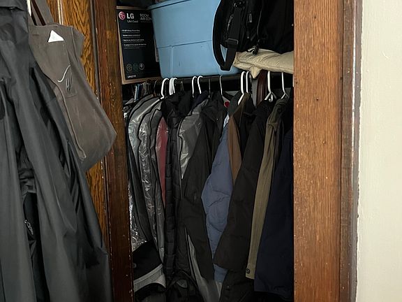 2nd image of 3141 Fremont Ave S APT 1