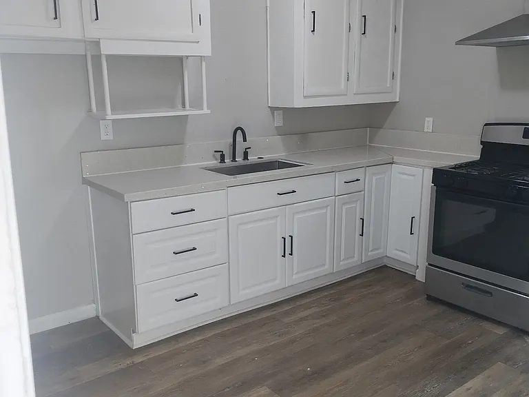 4068 Moody St #7 — Photo 1