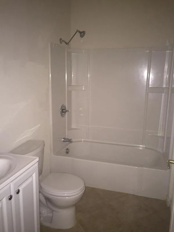 114 W Apache Unit #2 — Photo 2