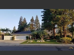 9605 Spring Oak Dr, Bakersfield, CA 93311