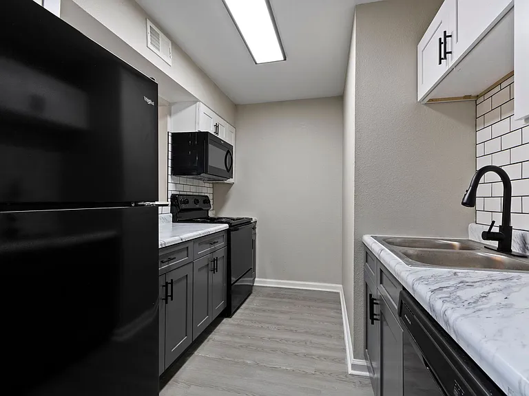 The Latitude Apartments — Photo 13