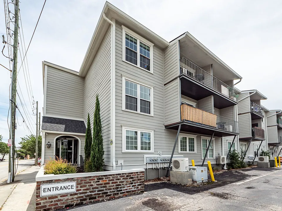 259 E Bay St #7B