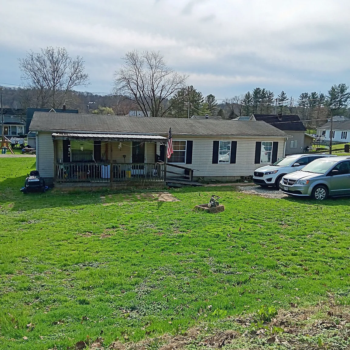 13 Dew St photo 1