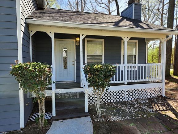 2nd image of 5410 Cindy Ln SE