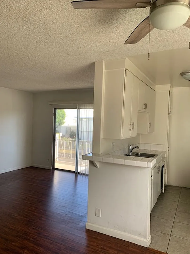 j3515 — Photo 4