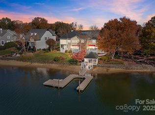 21307 Norman Shores Dr, Cornelius, NC 28031