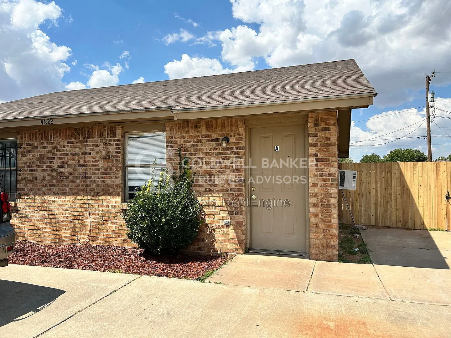 1 bed, 1.0 bath, 561 sqft, $600 — Photo 1