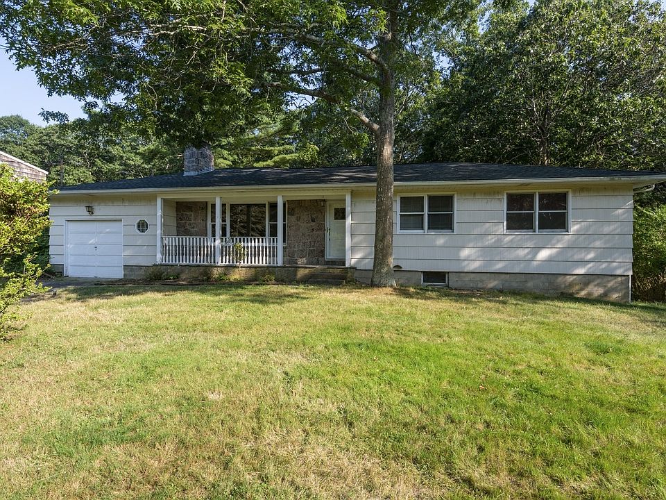1st image of 27 Highlands Dr