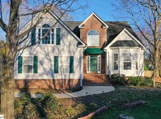 6 Whiffletree Dr, Simpsonville, SC 29680
