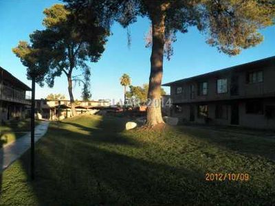 605 S Royal Crest Cir UNIT 24, Las Vegas, NV, 89169