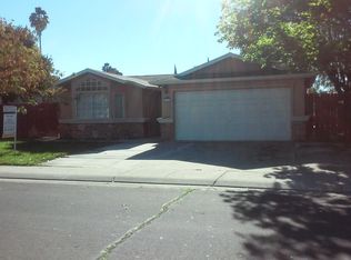 322 Orlando Ln, Lathrop, CA 95330